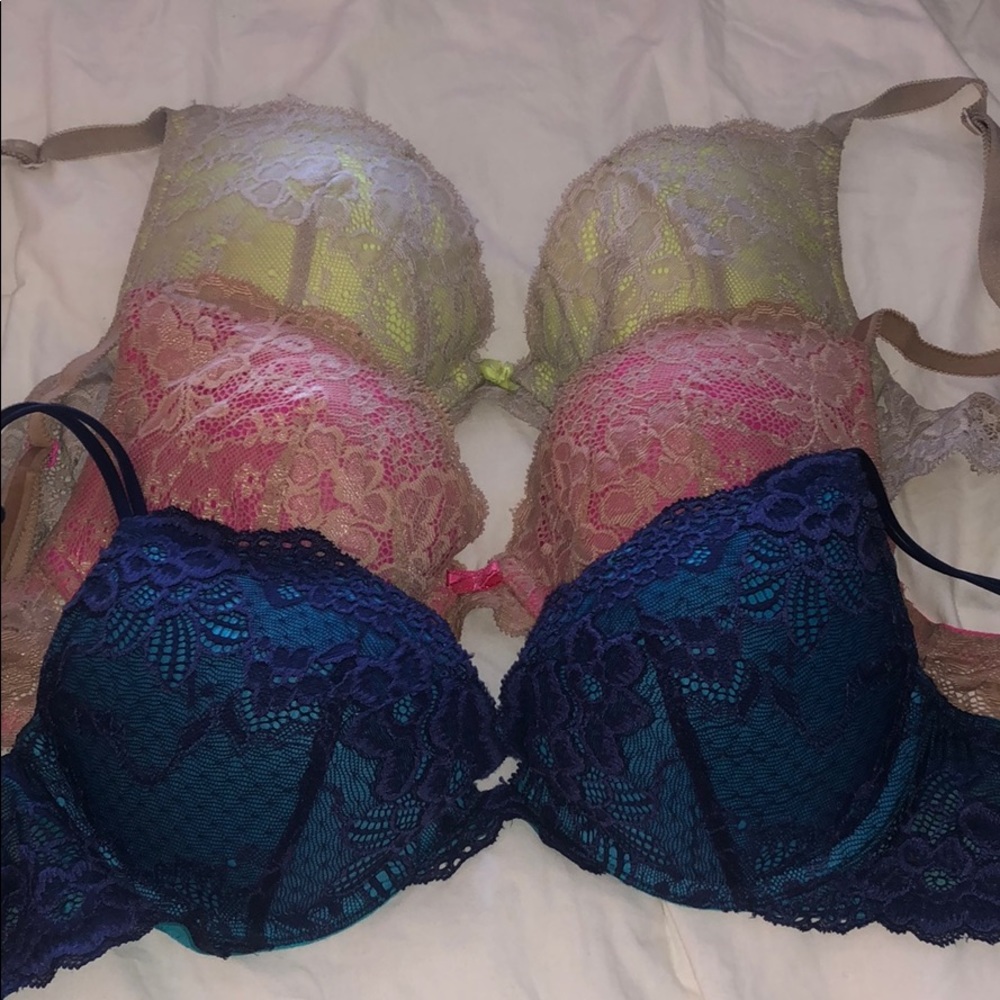 Victoria’s Secret bras
